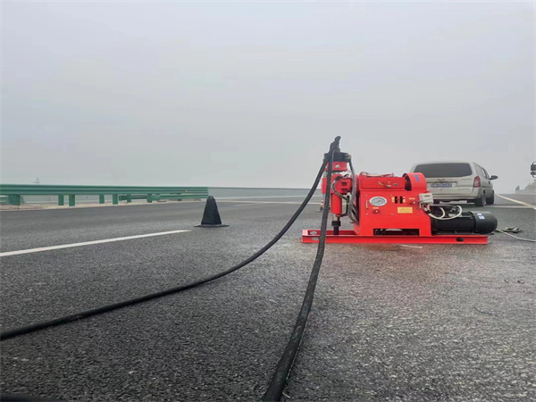 干河街道马路路基路面开裂下沉注浆加固灌浆